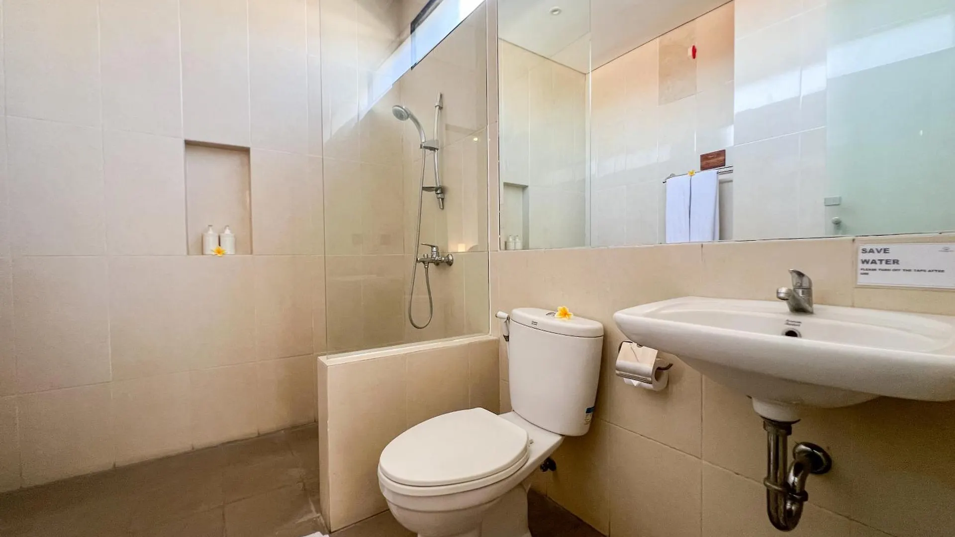 D Home Seminyak By Pramana Villas 0*, スミニャック